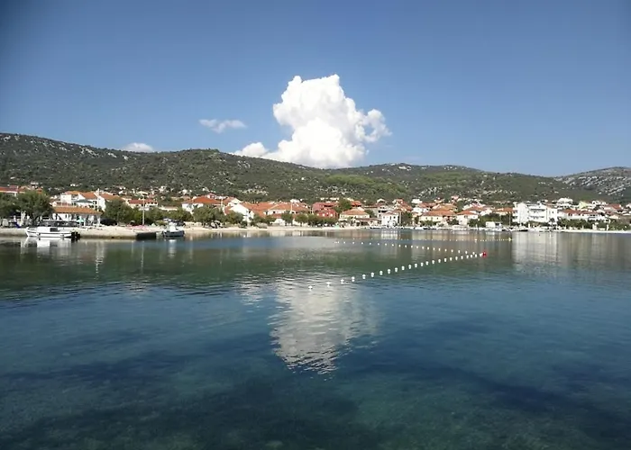 In With Terrace, Air Condition, Wifi Apartman