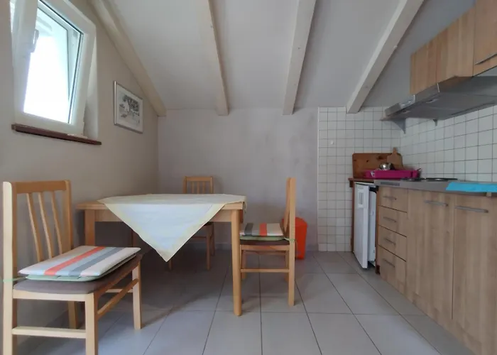 Apartman In With Terrace, Air Condition, Wifi